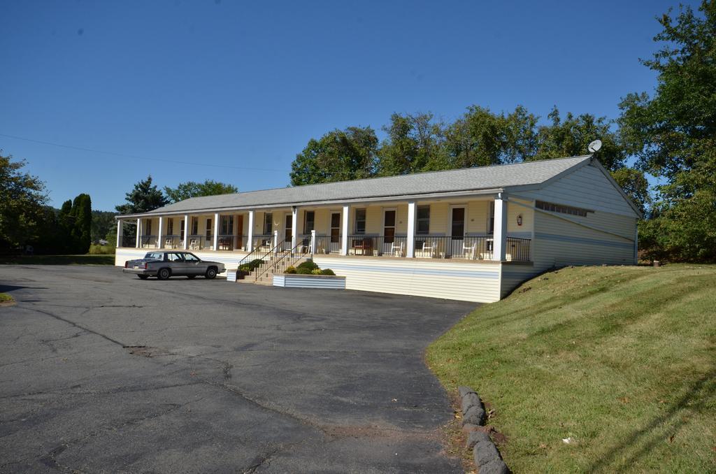 Budget Host Inn New Berlinville Luaran gambar