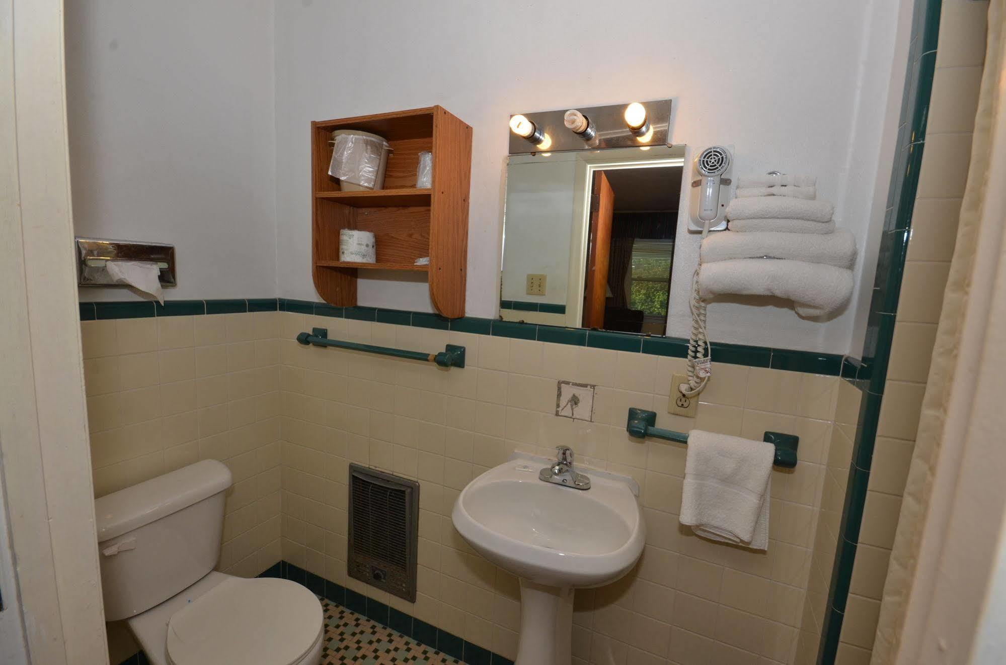 Budget Host Inn New Berlinville Luaran gambar